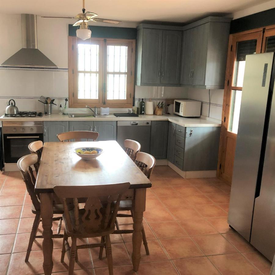 Cortijo Rocas Altas Villa อิซนาฮาร์ ภายนอก รูปภาพ